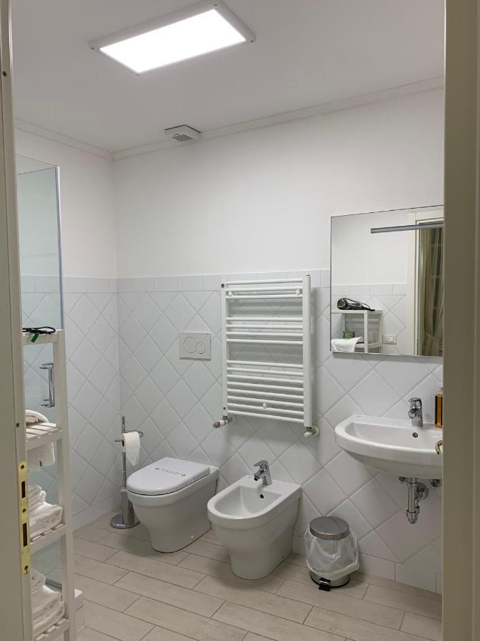 Apartmán Helvetia Mazzini Janov Exteriér fotografie